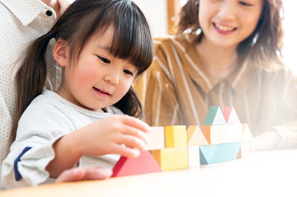 年齢別のおすすめ知育玩具を一挙紹介！～0歳から小学生まで～の画像
