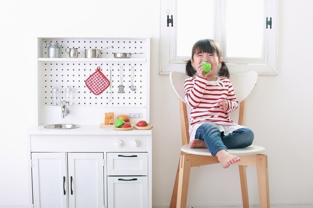 プレゼントに最適！子どもが喜ぶままごとキッチンの選ぶポイントとはの画像
