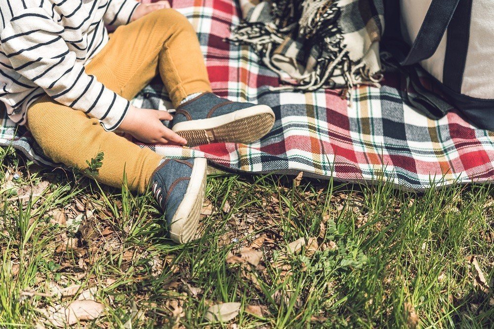 子どもの靴のサイズってどれがいい？0歳～3歳の子どもに合わせた靴選びのポイントと人気の子ども靴を紹介！の画像